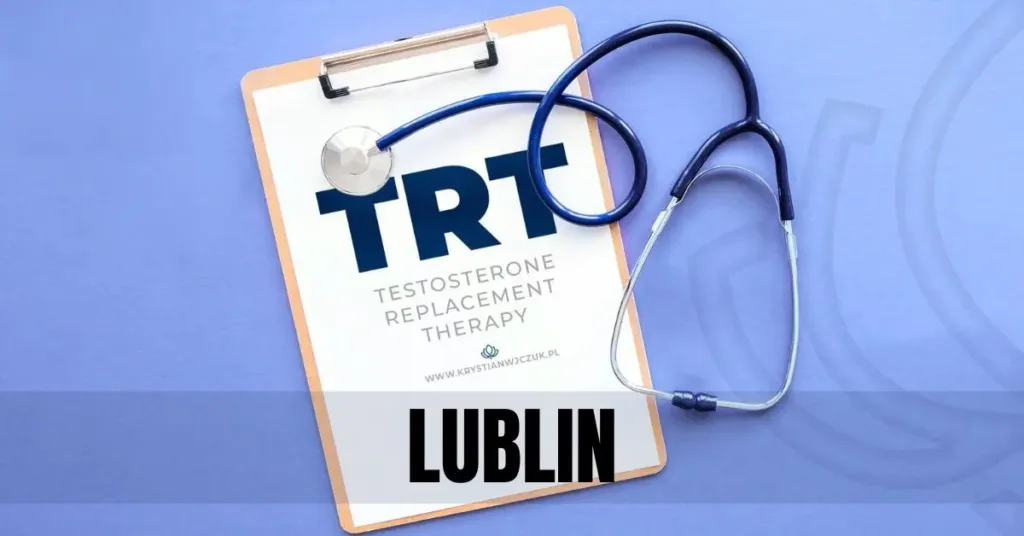 Kartka z napisem "TRT (Testosterone Replacement Therapy)" obok stetoskopu, symbolizująca terapię testosteronem w Lublinie.